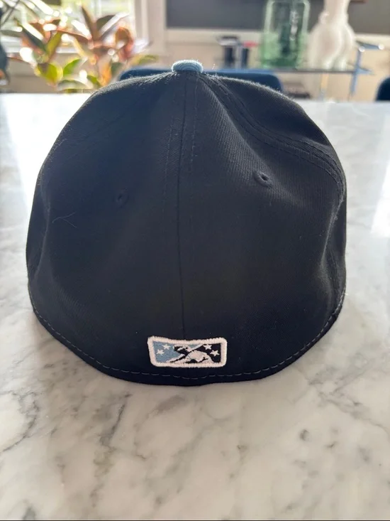 New Era Black, White & Light Blue Snapback Hat - Picture 3 of 5